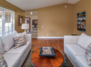 1203 Oak Pl, Mount Vernon, WA 98273