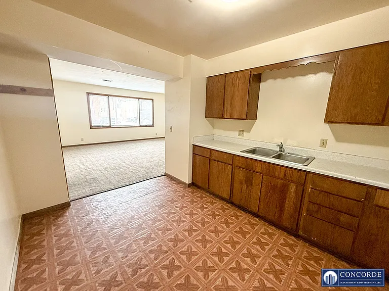 1326 D St — Photo 6