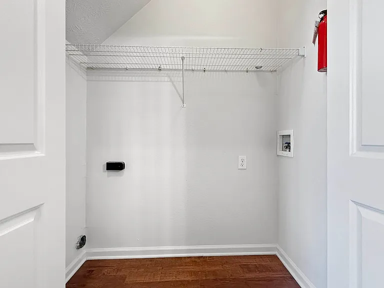 705 Beachfront Dr — Photo 31