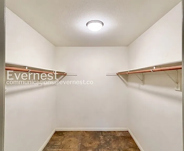 2344 Hosp Way — Photo 14