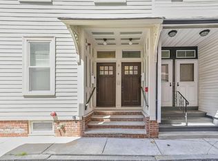 3 Newhill Pl, South Boston, MA 02127