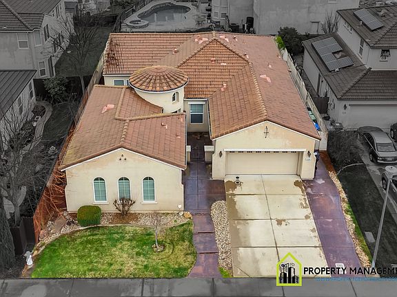 3rd image of 6705 Salvaterra Cir