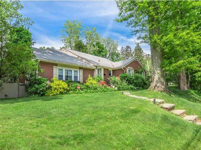 44 Glenwood Road, Glen Head, NY, 11545