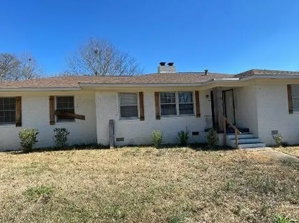 706 Vassar Dr, Tupelo, MS 38801