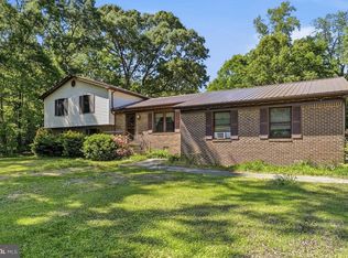 37170 E Lakeland Dr, Mechanicsville, MD 20659