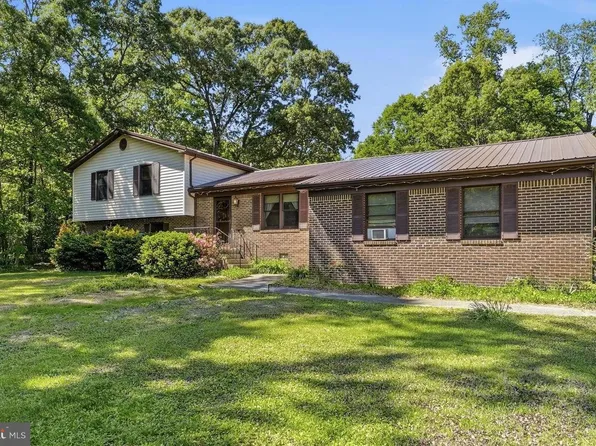 37170 E Lakeland Dr, Mechanicsville, MD 20659