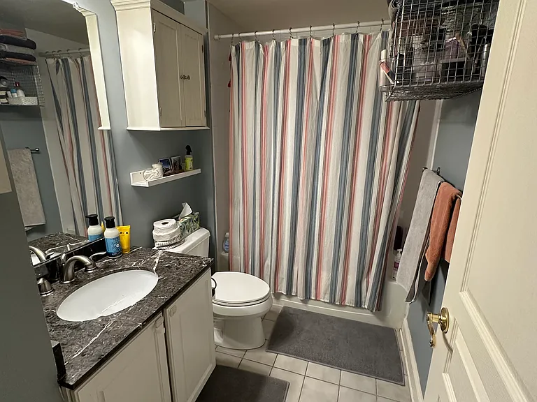 711 Clinton St #3E — Photo 13