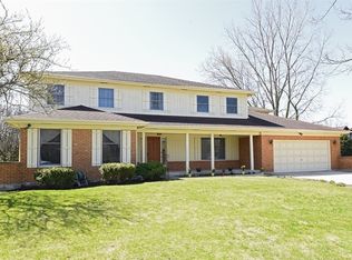 760 94th St, Burr Ridge, IL 60527