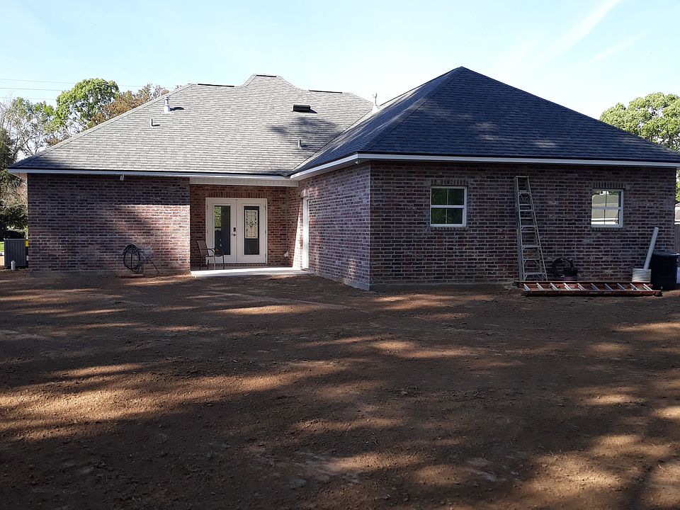 2nd image of 157 John Wayne Dr