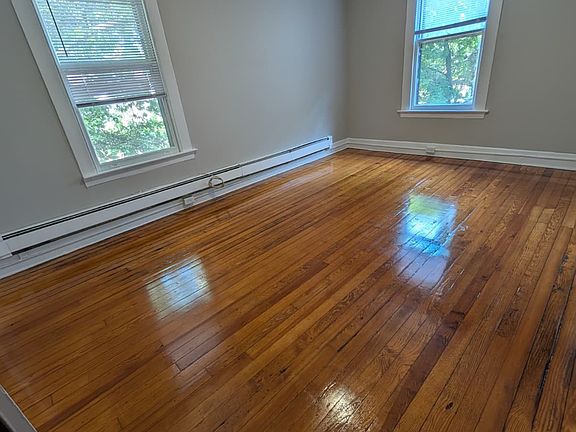 4th image of 603 Howard Ave #22