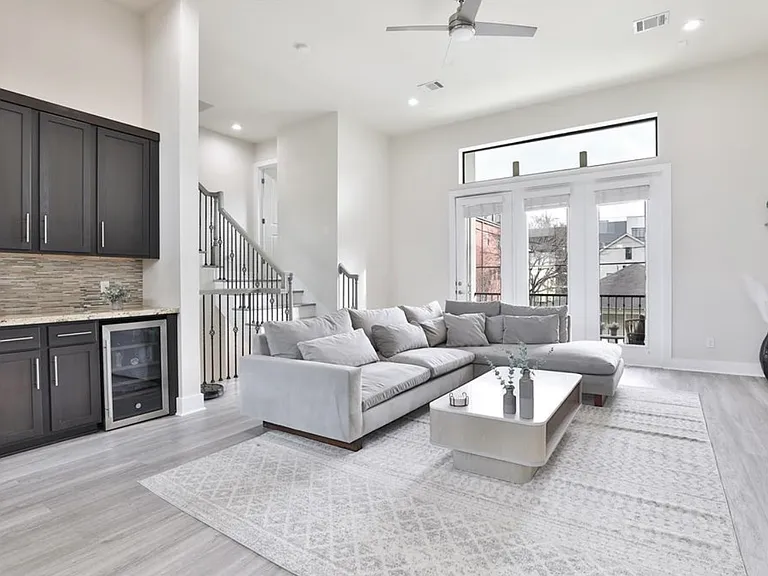 4104 Marina St — Photo 15