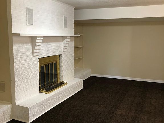 Living Room (3rd Angle)
