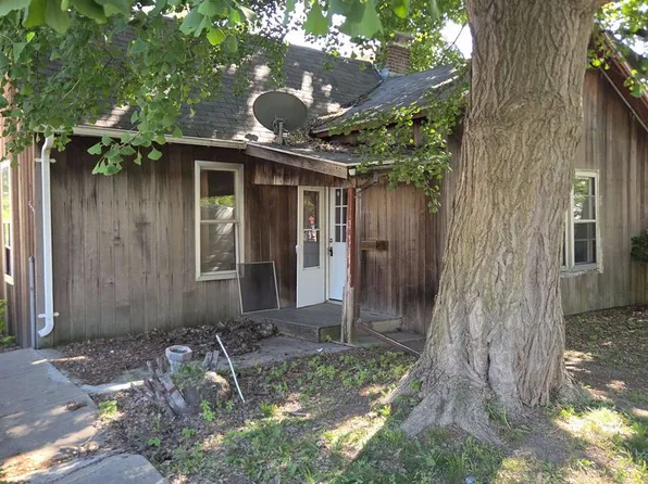 730 E McClure Ave, Peoria, IL 61603