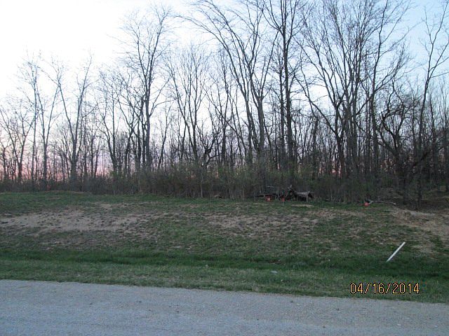 2nd image of 14 Climer Ln