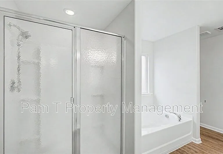 20 Swallow Tail Cir — Photo 24