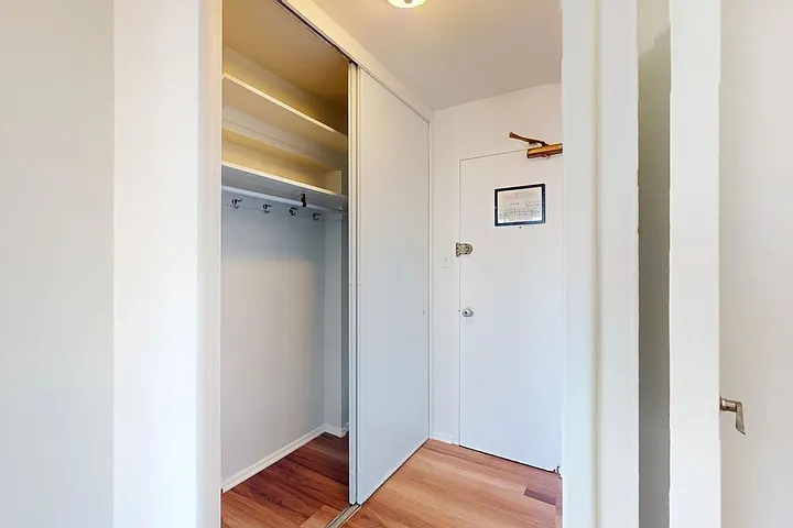 Lake Meadows Apartments — Photo 58