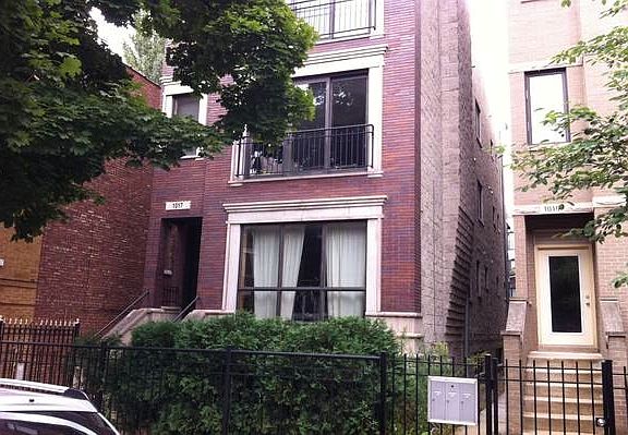 5th image of 1017 N Paulina St #P-1