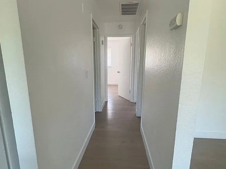 1460 Whyler Rd — Photo 18