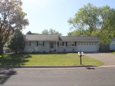 2222 Apache St, Mendota Heights, MN, 55120