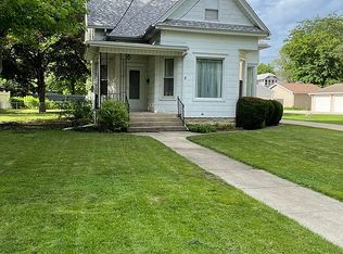 2523 6th St, Peru, IL 61354