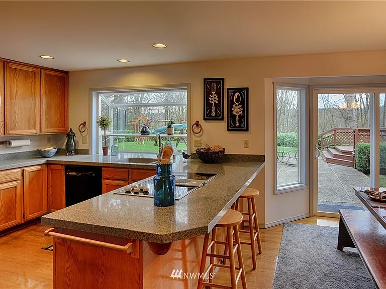 10714 151st Ct NE — Photo 6
