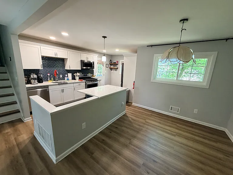 22 Barker Rd — Photo 6