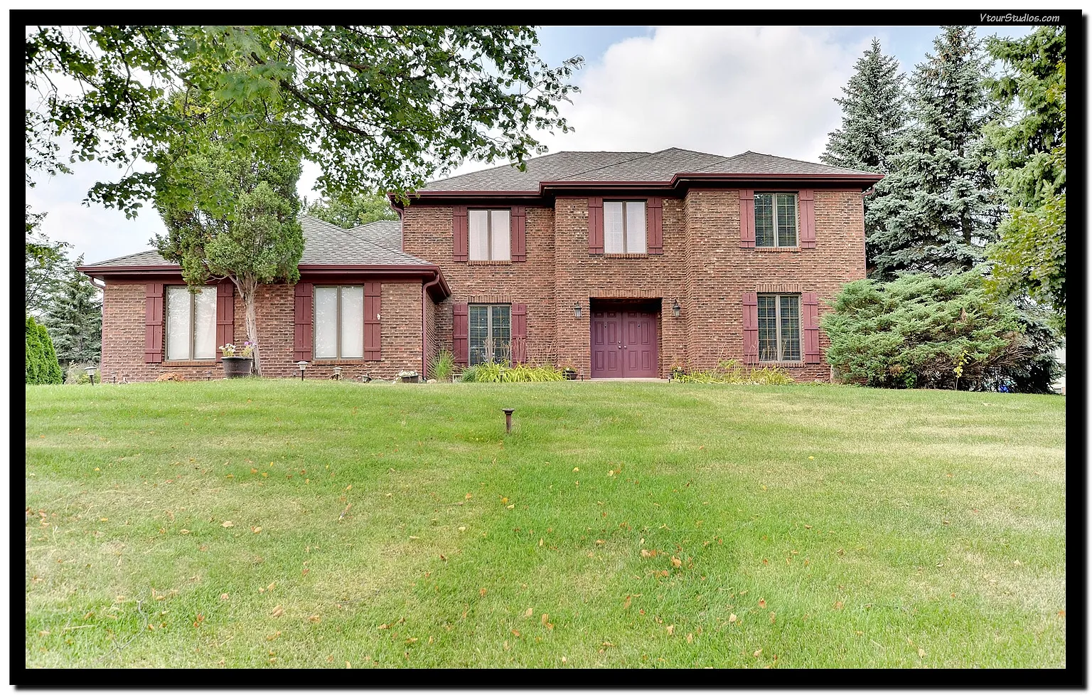 8424 S Park Ave photo 1