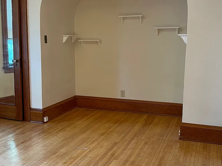 1693 Watson Ave — Photo 8