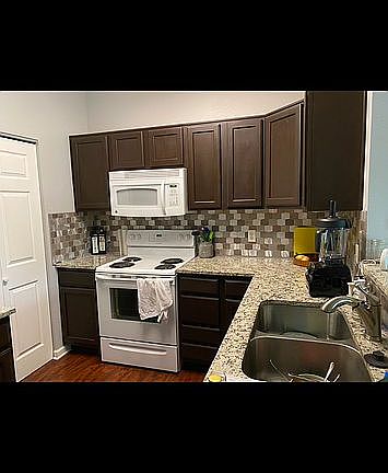 5th image of 4545 Wheaton Dr Unit D240