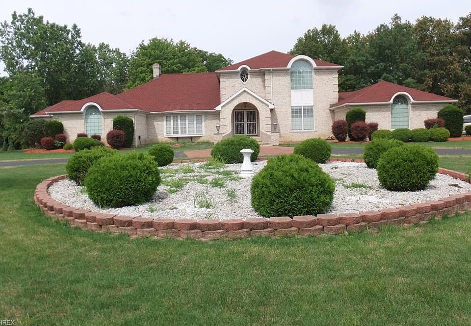 1st image of 11170 Arrowhead Dr