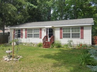11186 Bayou Ct, Stanwood, MI 49346