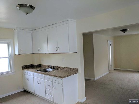 3rd image of 38 Race St Unit 2