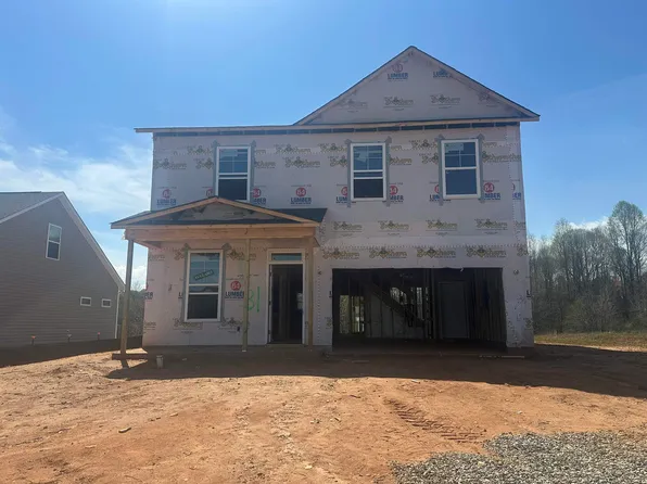 672 Gilgal Ln, Wellford, SC 29385