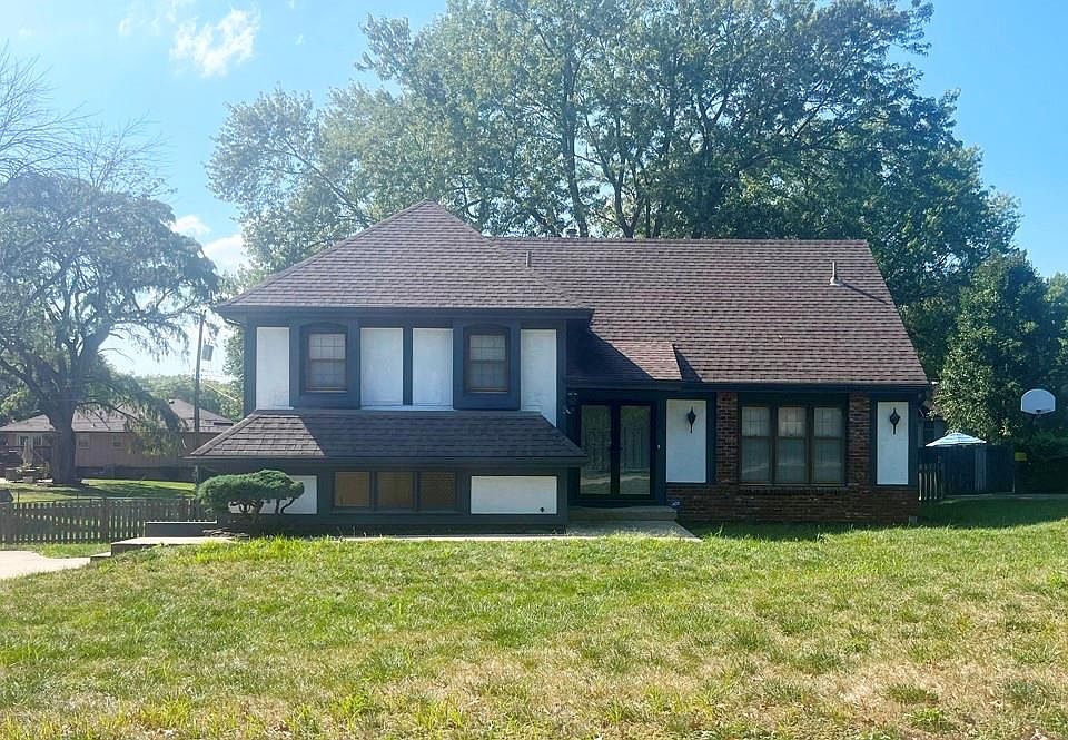 1st image of 8730 Corrington Ave