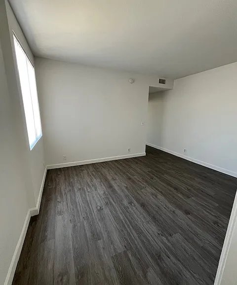 1506 S Bedford St — Photo 4