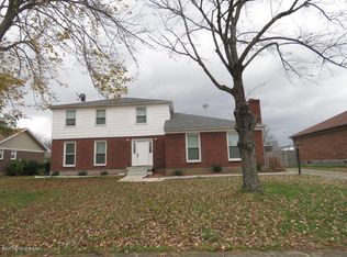 403 Old Towne Rd, Louisville, KY 40214