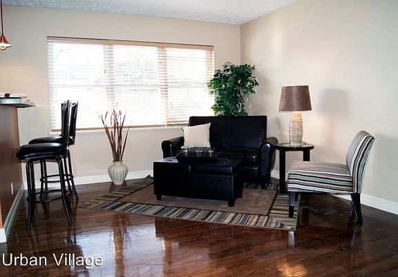5th image of 603 S 35th Ave APT 009