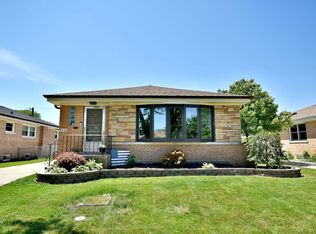 8426 N Oleander Ave, Niles, IL