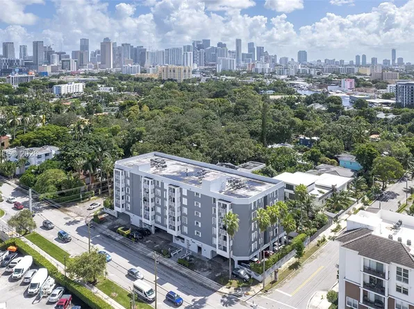 1010 NW 11th St APT 507, Miami, FL 33136