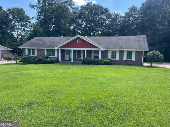992 Brandywine Dr, Winder, GA 30680