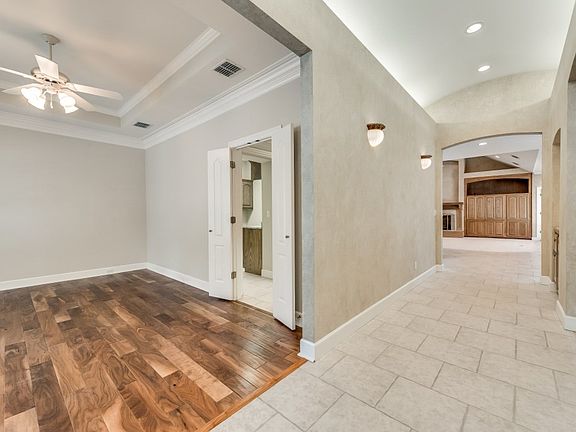 4th image of 5608 Fenway Dr