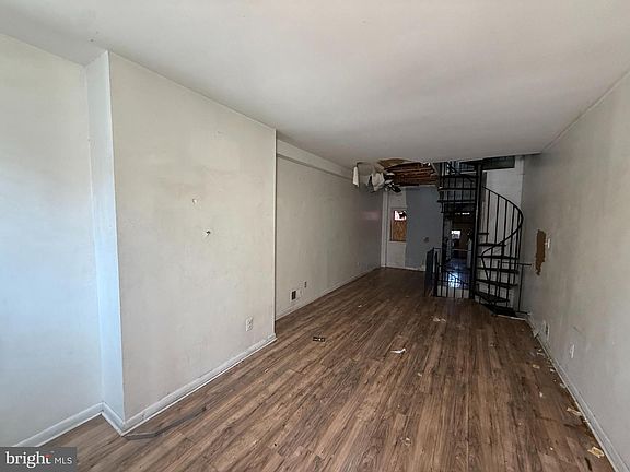 2nd image of 219 N Montford Ave