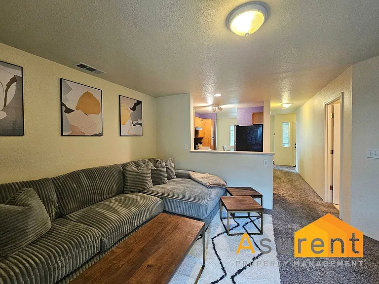 2030 Brookhurst St #13 — Photo 9