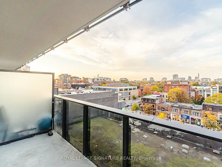 330 Richmond St W #811 — Photo 21