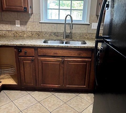 5th image of 1152 Summer Brook Rd #1
