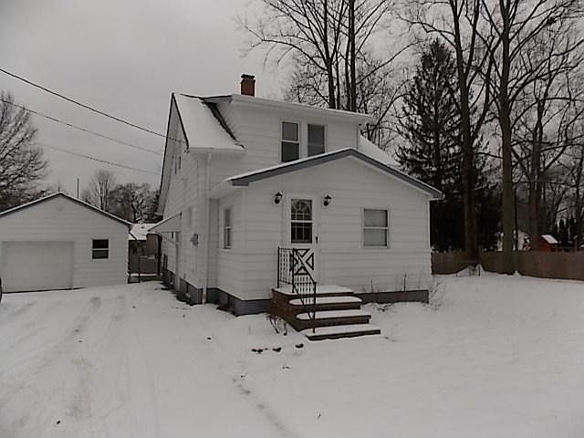 1st image of 124 Rosewood Ave