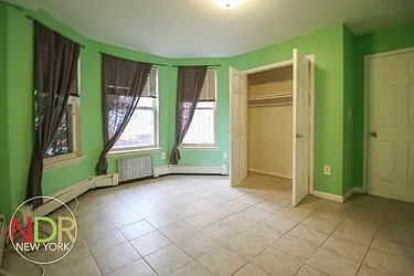 Rented by Next Door Realty NYC