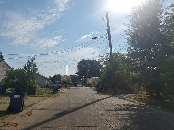5th image of 214 W End Ave