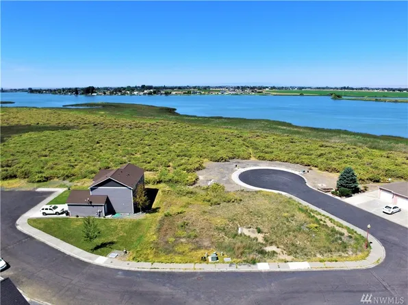 1300 W Marina Dr #12, Moses Lake, WA 98837