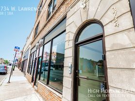 3734 W Lawrence Ave, Chicago, IL